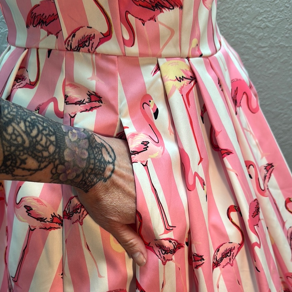 LINDY BOP Nadia Pink Flamingo Print Dress US 6 Rockabilly Retro Vibes - Picture 4 of 10